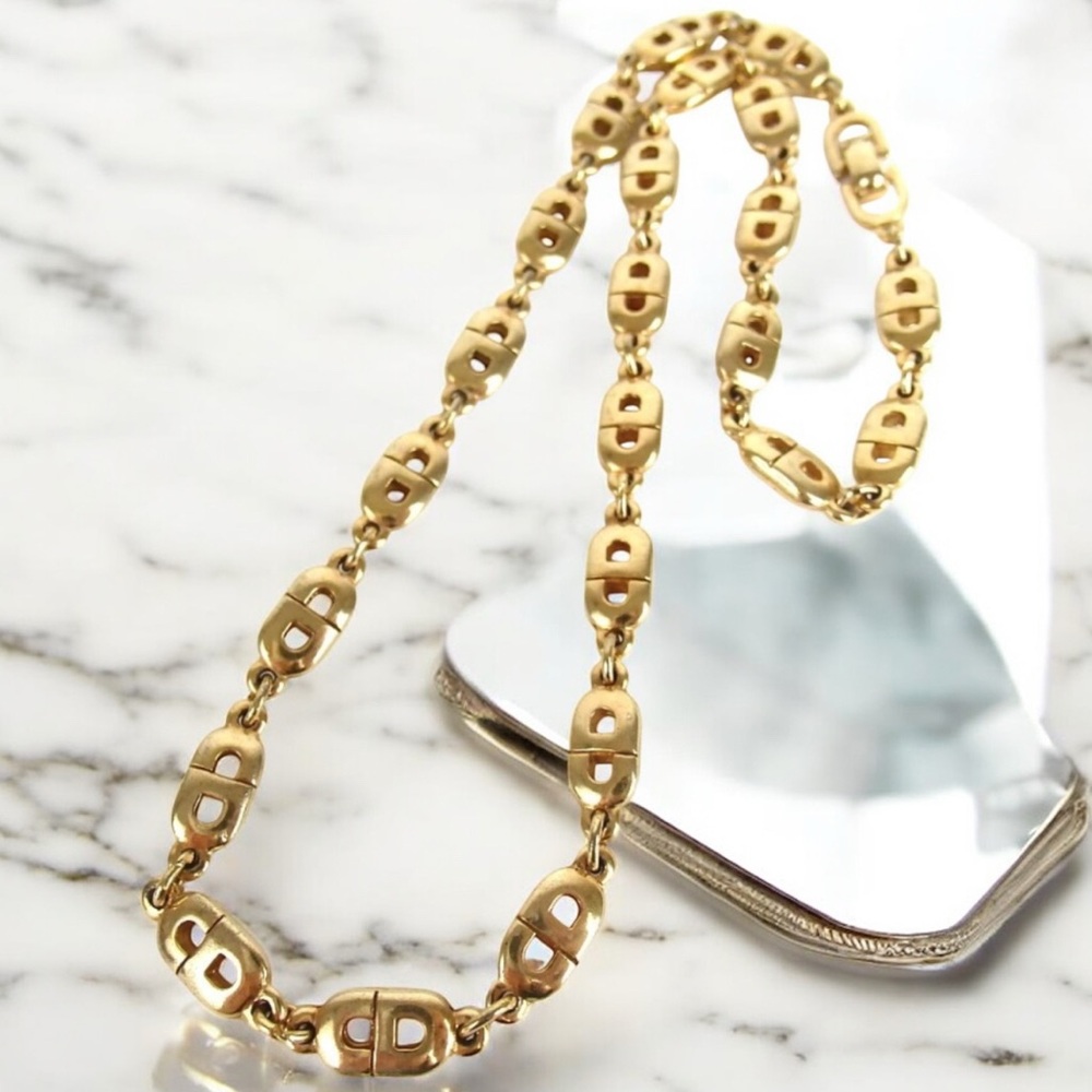 DIOR CD Logo Necklace 😍